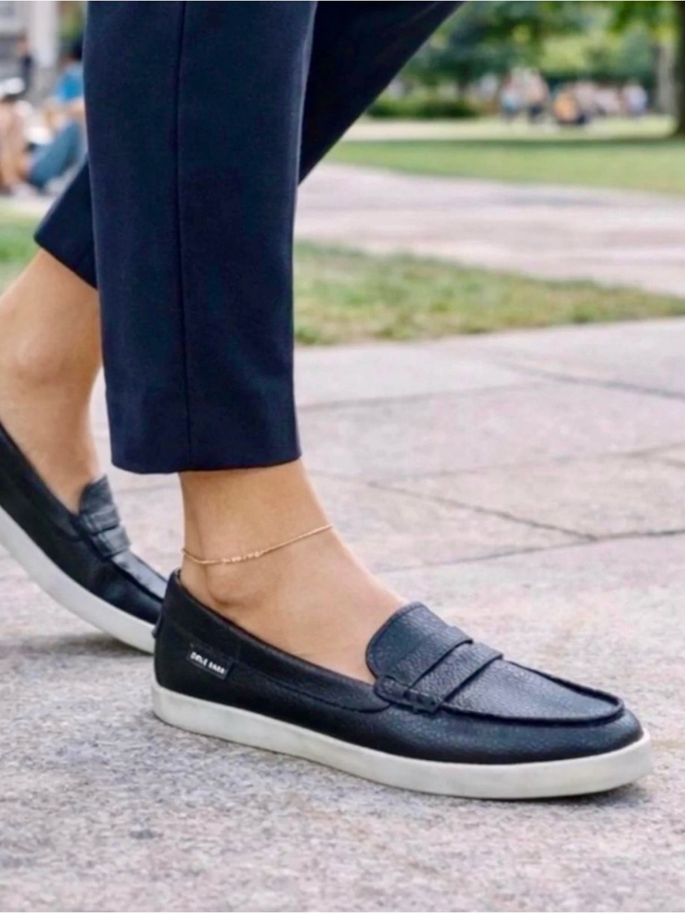 Cole Haan Nantucket Navy Blue Pebbled Leather Slip-On Penny Loafer Flats